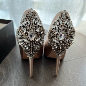 Badgley Mischka satin heels